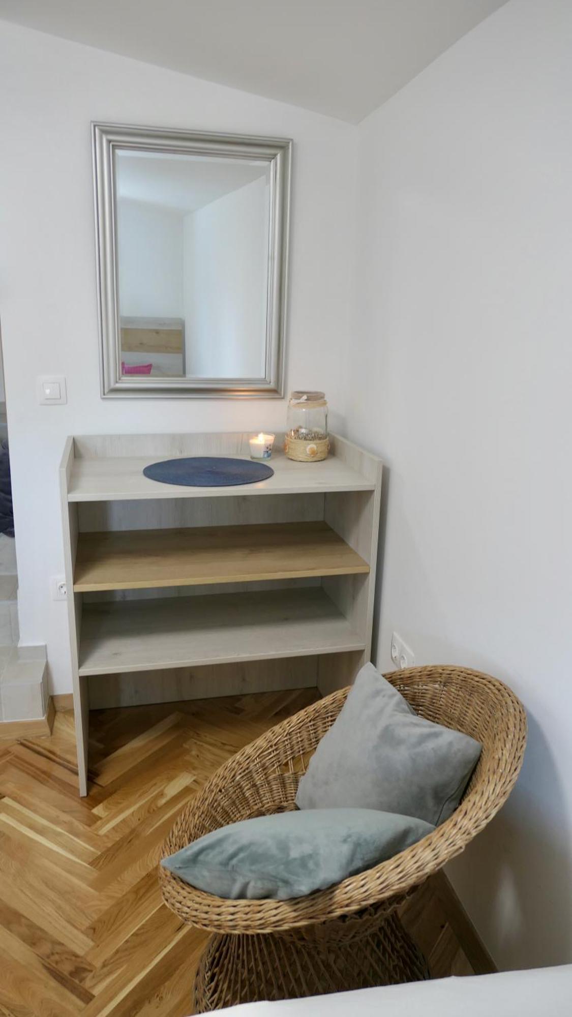 Apartments Villa Agatha Sveti Filip i Jakov Extérieur photo
